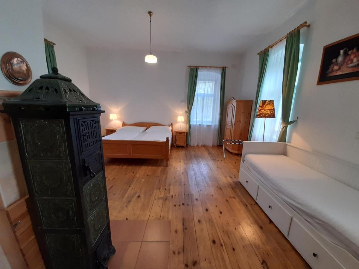 Wellness Hotel Zamecek Jetrichovice  Room photo